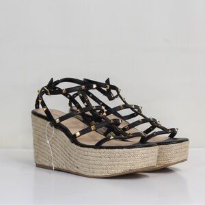 Bamboo Black Strappy Espadrille Studded Platform Gladiator Sandals NWOT